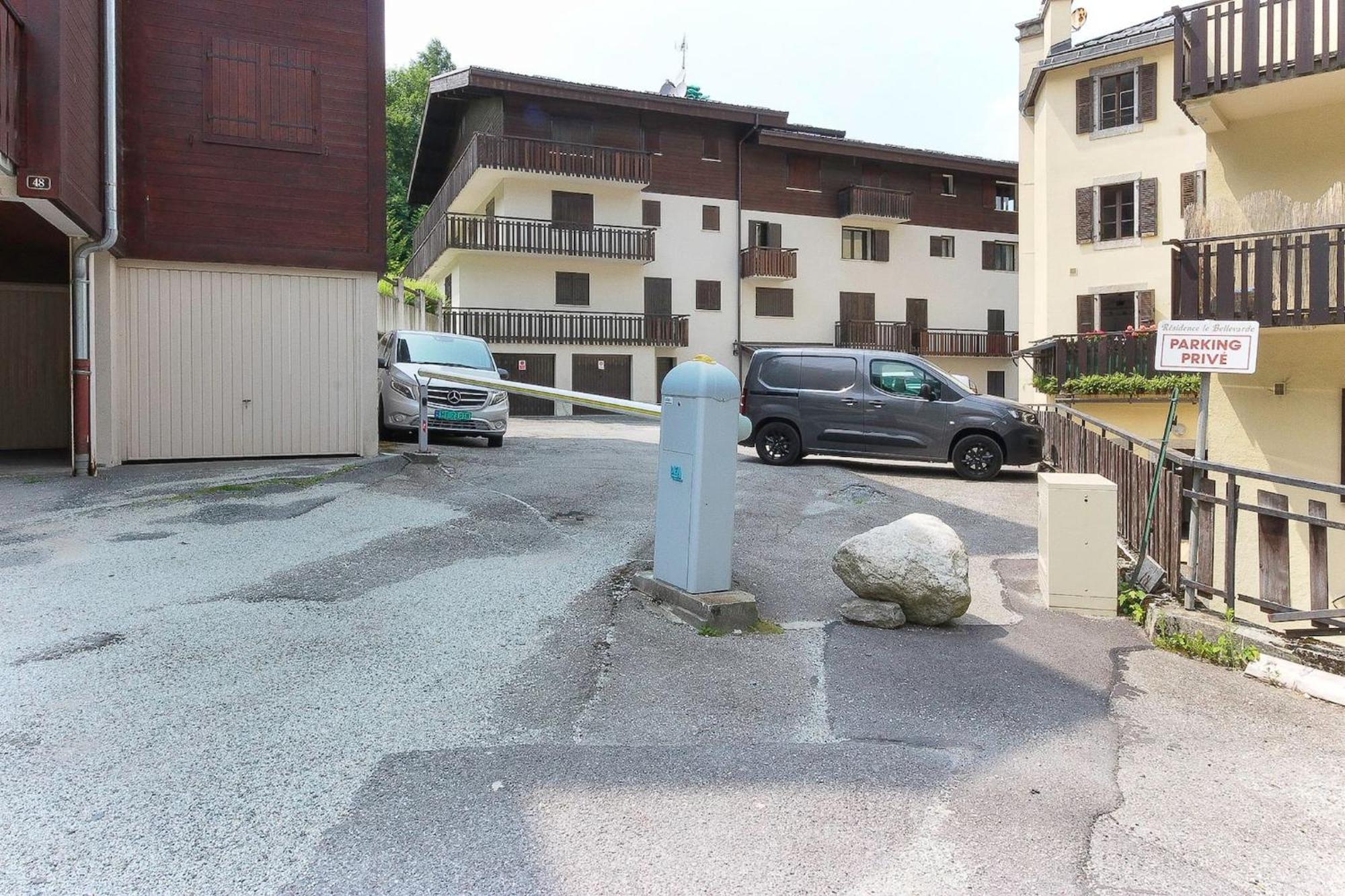 Bellevarde Apt - Newly Renovated - Central - Beside Tmb Start/End Les Houches Exterior photo