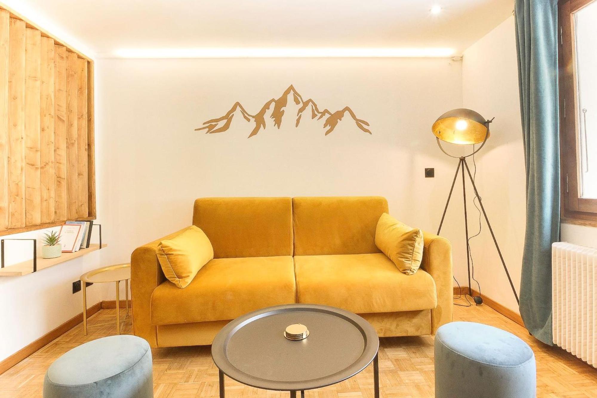 Bellevarde Apt - Newly Renovated - Central - Beside Tmb Start/End Les Houches Exterior photo